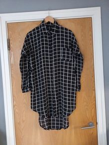 Lilly White Shirt  Dress Or Long Blouse.    S.S/M 12