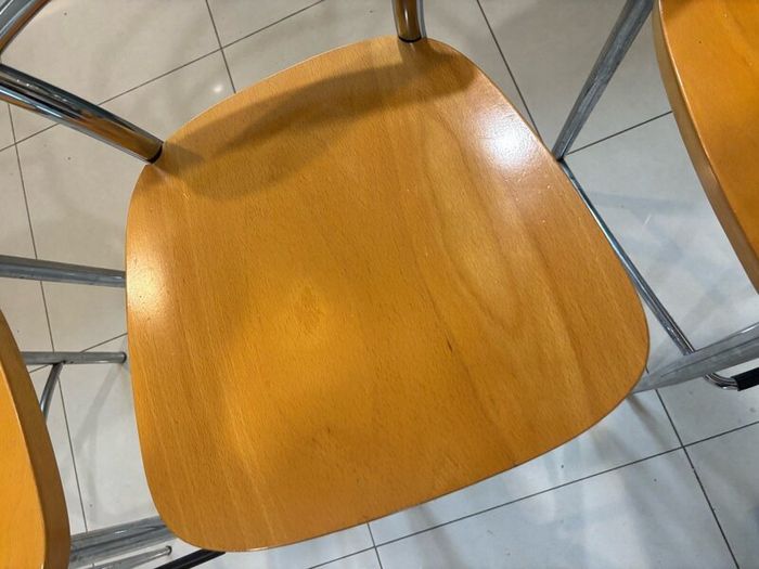 3 Barstools