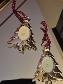 Newbridge Silver Christmas Decorations/ Tree Frames