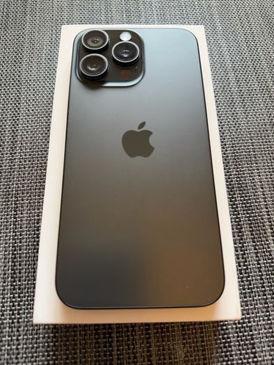 iPhone 15 Pro Max 256GB Black Titanium