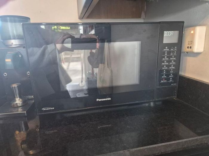 Large Premium L-Shaped Kitchen with Steel Grey Granite & Full Appliances (Buyer Disassembles)
