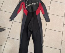 Alder wetsuit adult small