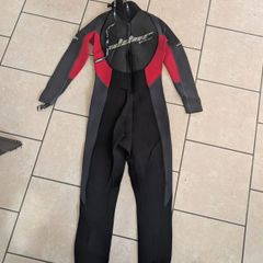 Alder wetsuit adult small