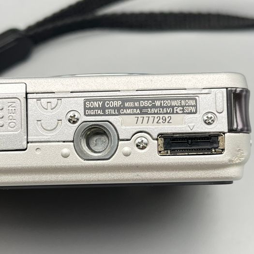 Sony DSC-W120 7.2MP Digital Camera Silver + Battery + SD