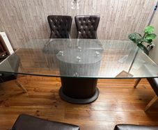 Dinning table