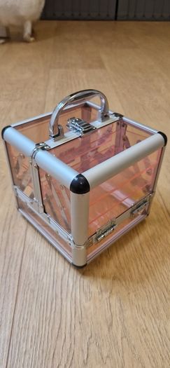 Make Up Storage