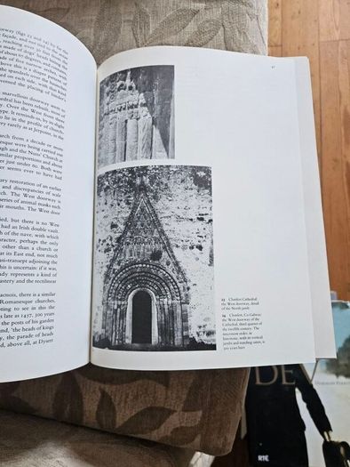 The Architecture Of Ireland. From Earliest Times To 1880. By Maurice Craig. First Edition Large Volume Hardback With Dustjacket In Good Condition.  See Photos For Same
