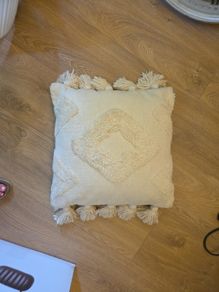 cushions x2