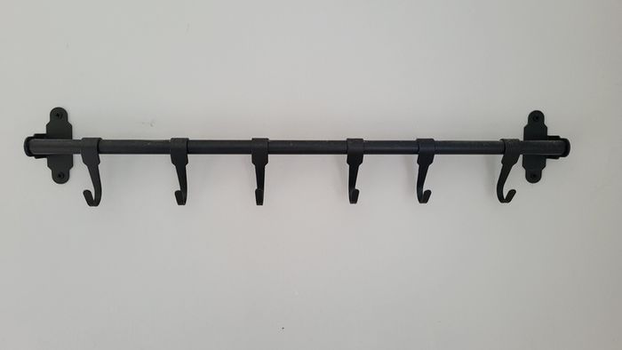 Kitchen Rail 60cm with 6 hooks