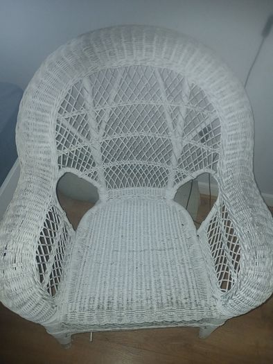 Wicker armchair white