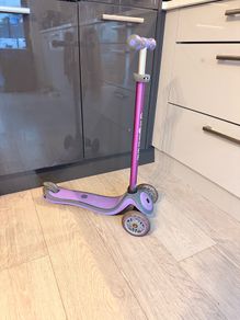 Globber Purple Scooter