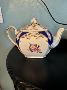 Sadler Teapot