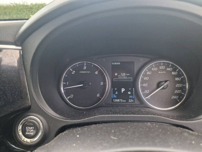 Mitsubishi outlander 2017 Automatic 7seater