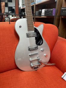 Gretsch G5260T Jet Baritone with Bigsby Airline Silver Excellent Condition