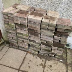 red bricks