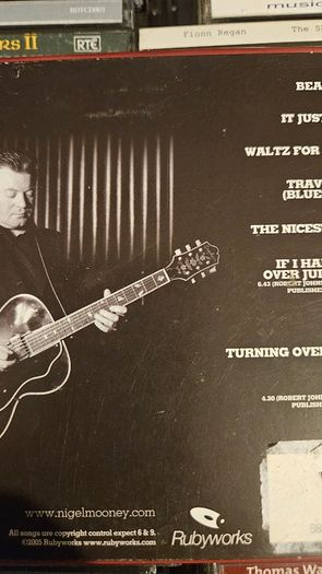 Nigel Mooney - All My Love's In Vain.