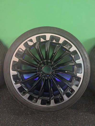 Genuine Mercedes EQE SUV 500 22" AMG Wheels &Tyres