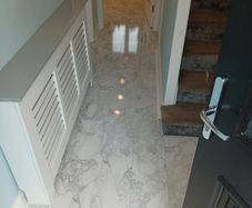 Aqualine Arctic White 8mm Tile-Effect Laminate - 2.7m2 Box