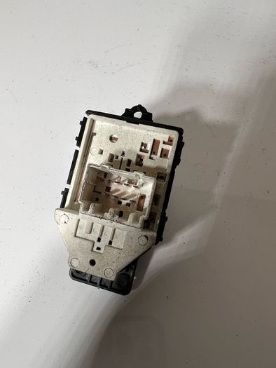 Hyundai I30 Kia 2014 Electric Wing Left Mirror Switch 39y481-1110 A1l1b71s