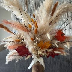 bespoke   flower arrangement