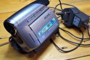Samsung VP-D371W MiniDV Digital Camcorder