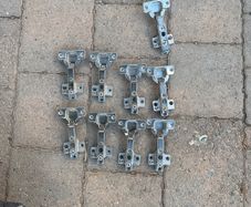 cabinet hinges