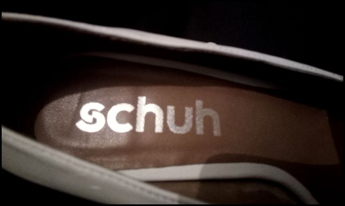 Schuh White Court Shoes