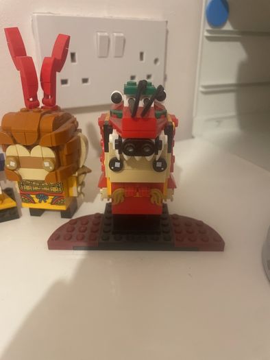 Lego assortment of brick heads