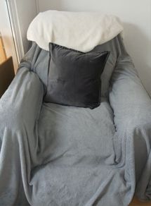 Recliner armchair