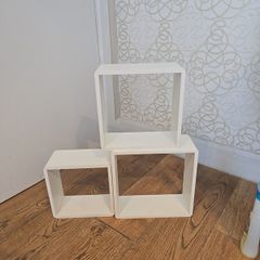 Shelves , universal shelves