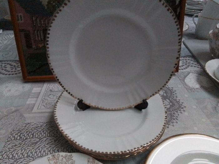 Mixed Set of White & Gold Teawares