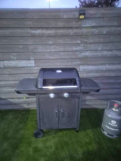 Campingaz 2 Series Classic Lx Plus Anthracite Gas Barbecue  And Bottle of Gas