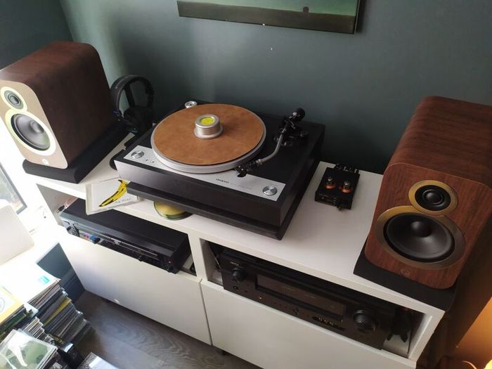 Onkyo CP-1050 Direct Drive Turntable