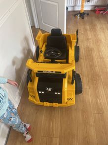 power dump truck