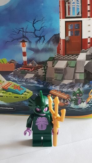 LEgo Swamp Monster Figure