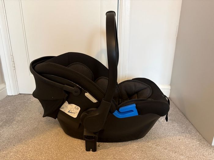 Babylo baby car seat
