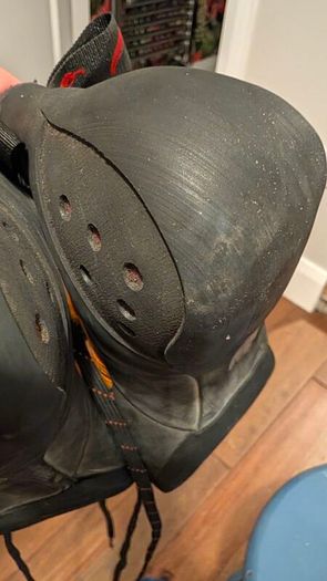 red chili climbing shoes