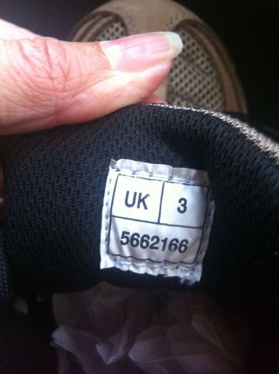 Lovely brown casual runners