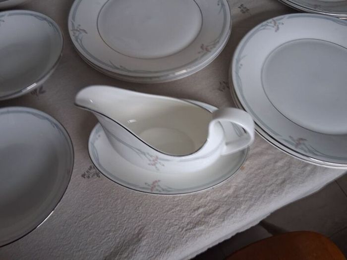 Royal Doulton fine bone china sets