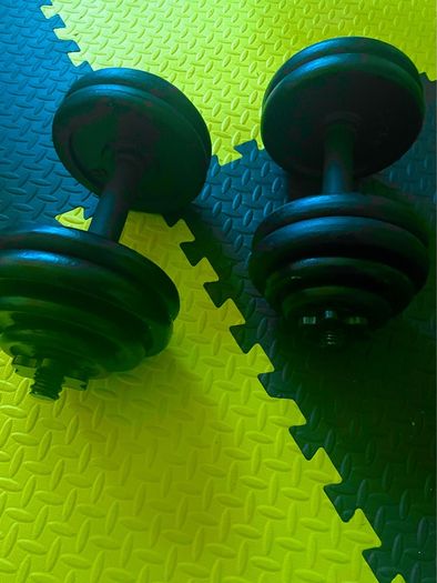 Cast iron dumbbells