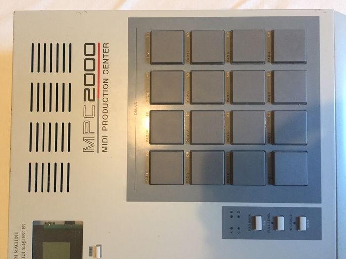 AKAI MPC 2000  // USB Emulator, 64mb Ram for parts