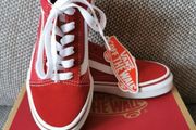 Unisex Vans shoes size UK 2.5 ( new )