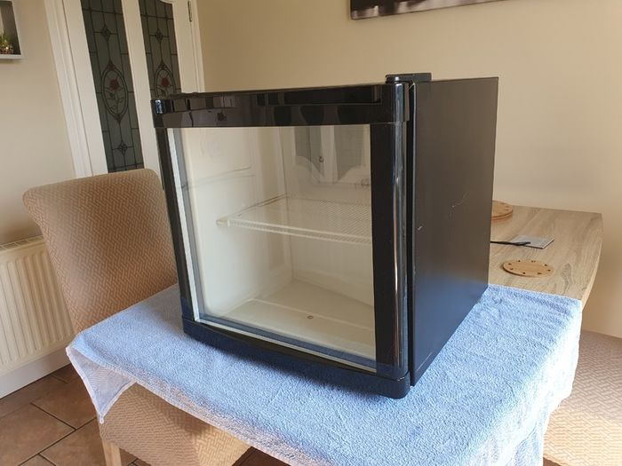 Mini Drinks Fridge