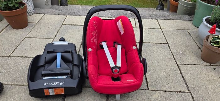 Car seat and base
