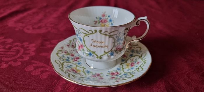Rare Elizabethan Staffordshire Fine Bone China July Flower Of The Month Tea Cup And Saucer Made in England