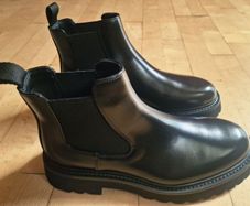 H&M Chelsea boots new(unused)