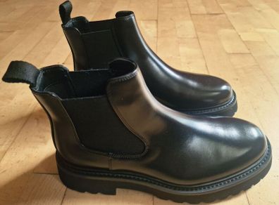 H&M Chelsea boots new(unused)