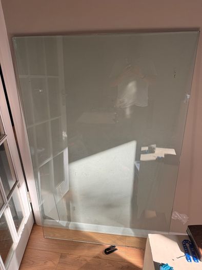 Free pane of glass