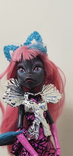 Monster High Doll Catty Noir Boo York, Boo York: City Schemes 2015 Complete