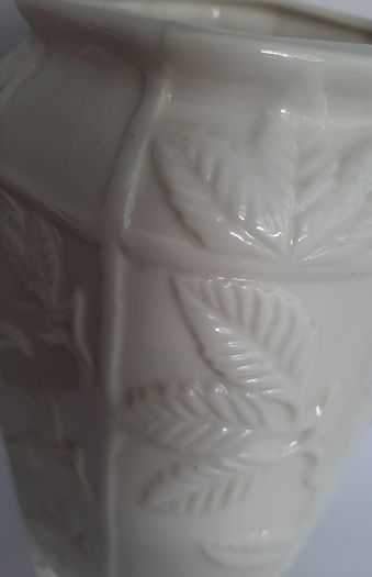New cream vase with leaves design